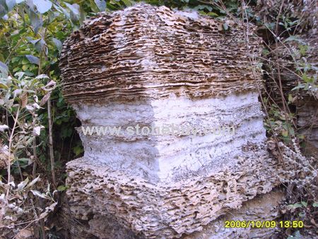 济南大量泰山石天然千层石大型奇石，园林石等