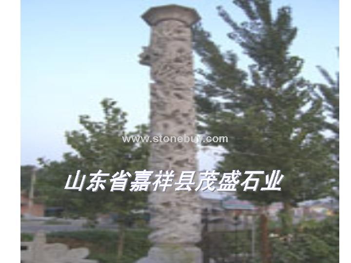 龙柱