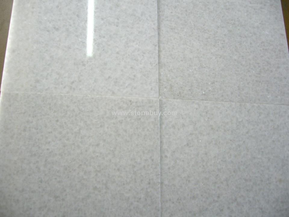 雪花白