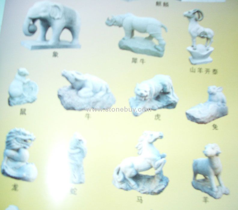 小动物雕像