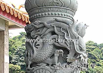 龍柱