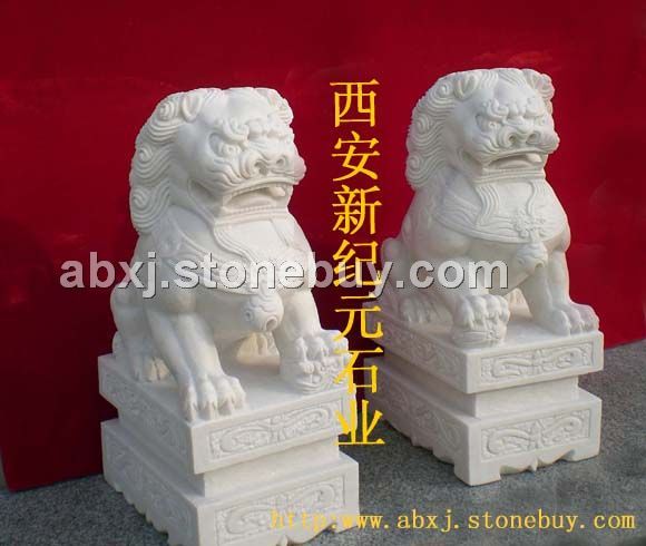汉白玉石狮