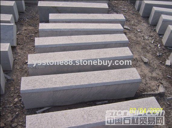 路沿石