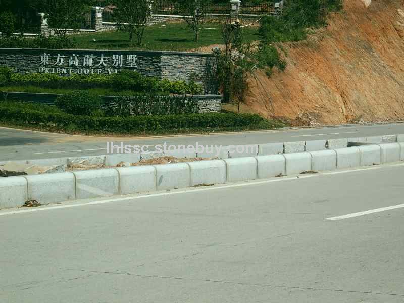 路沿石