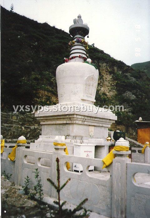 石塔