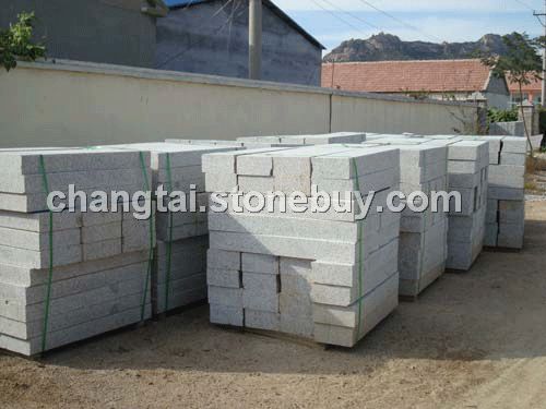 五蓮花成件路邊石