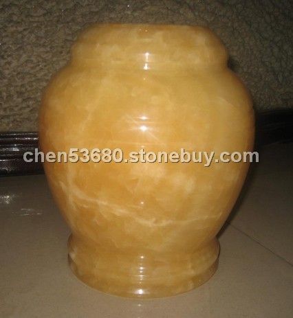 米黄玉骨灰桶