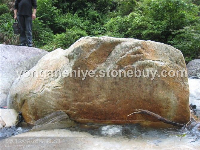现大量供应景观石、假山石、园林石、水冲石、河滩石、刻字石、