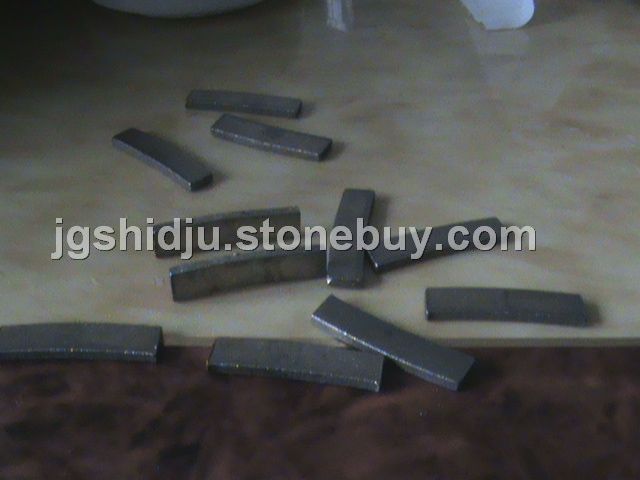 切边刀头