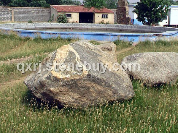 草坪石