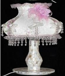 精美白色贝壳灯工艺品