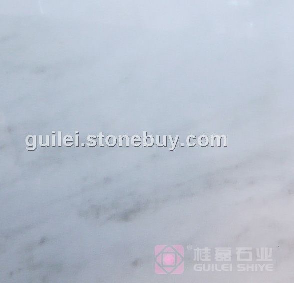 山水白玉