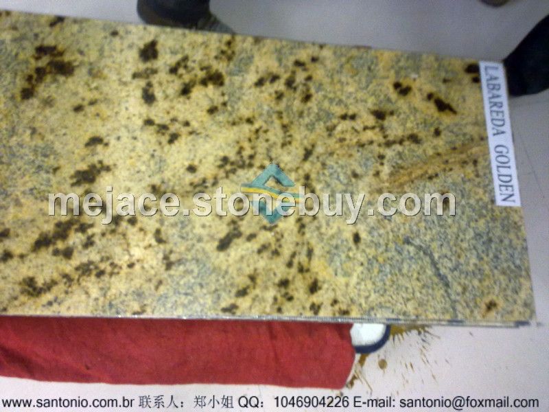 巴西荒料蓝宝石，金黄色LABRELADA GOLDEN
