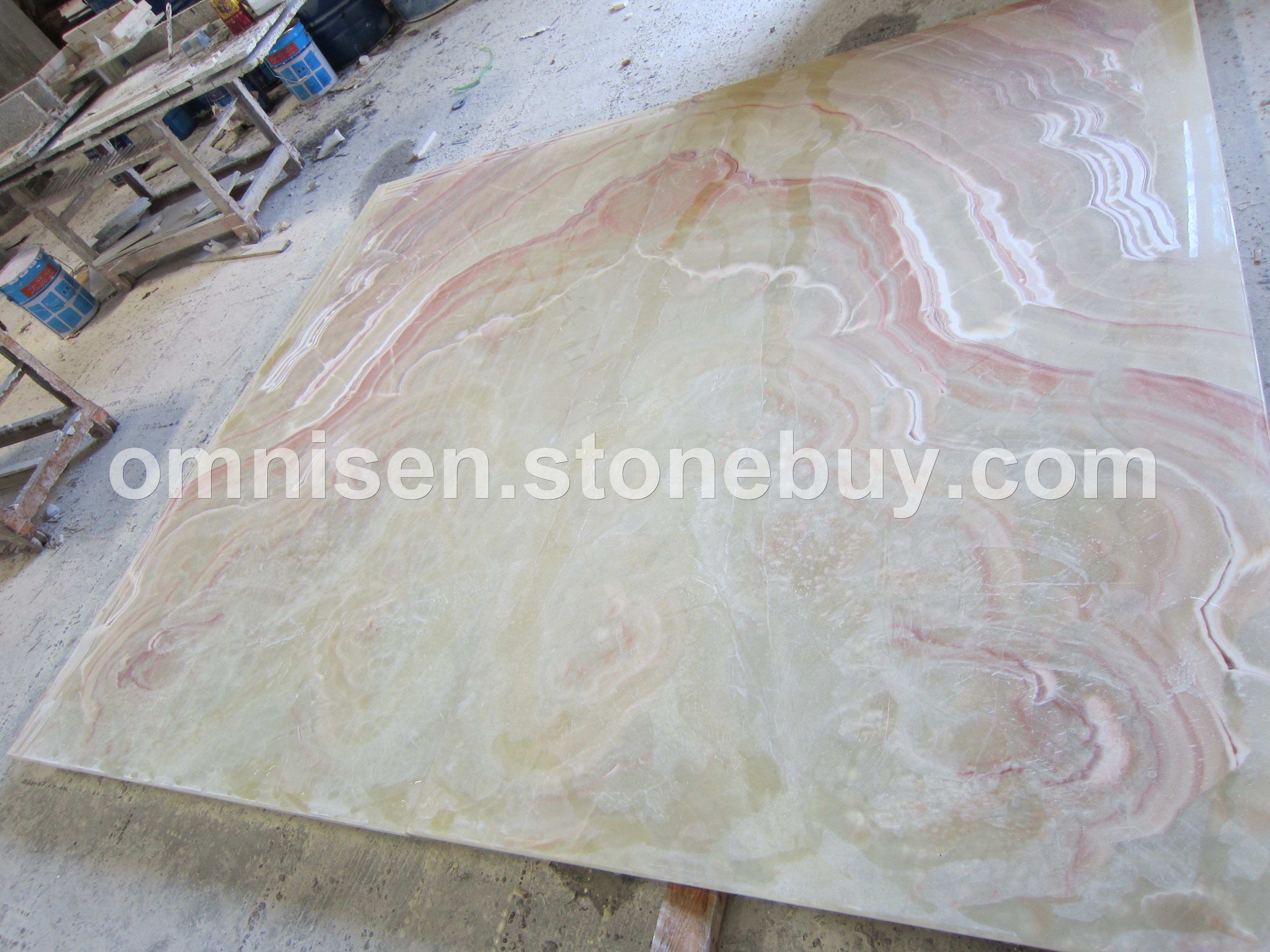 红龙玉复合玻璃