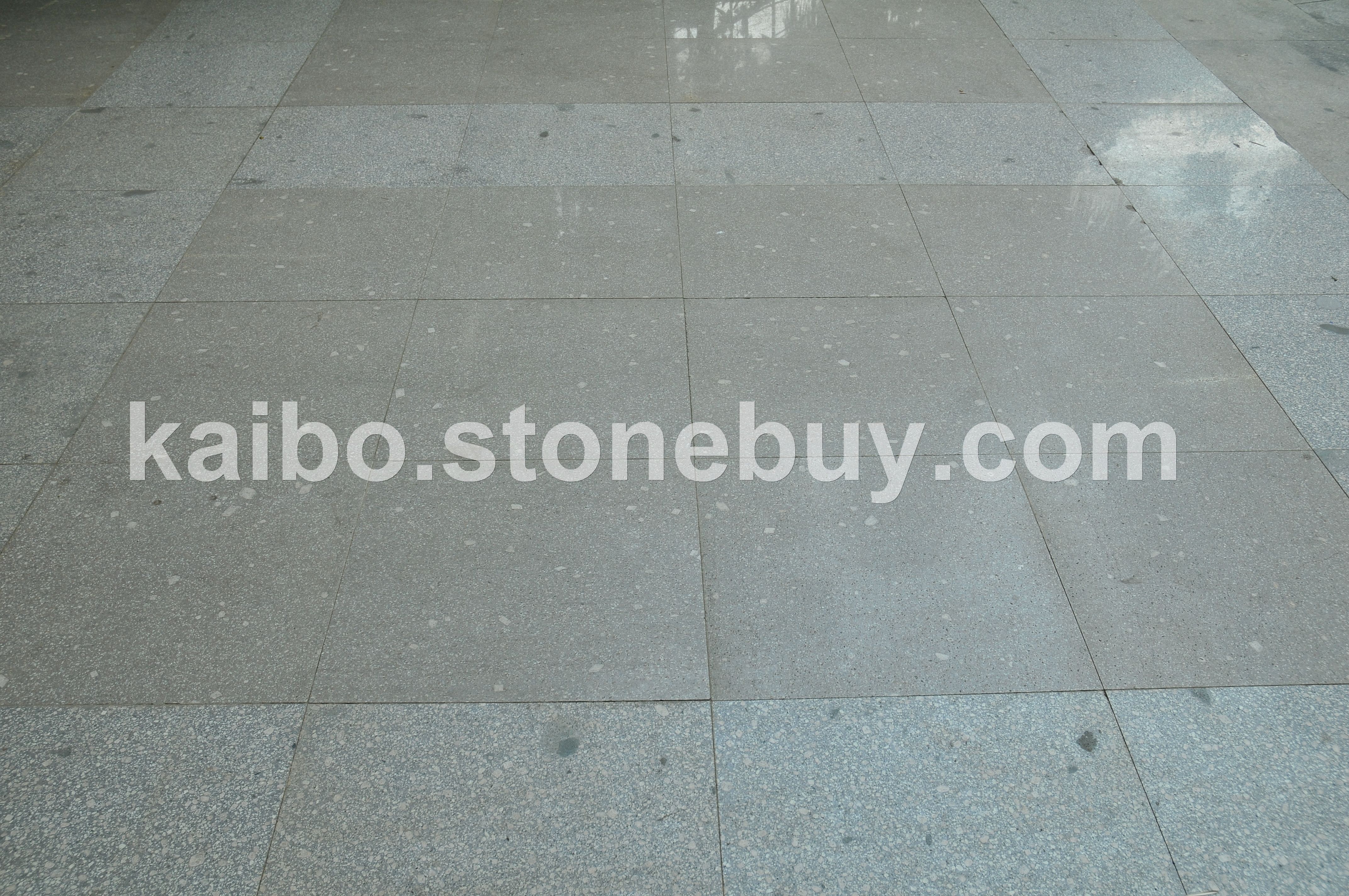 硬质砂岩及英安岩（样板）