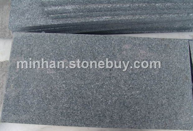 G654芝麻黑花岗岩