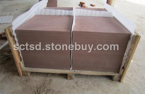 红木纹实心凳子—出口德国装箱现场