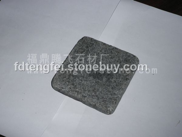 G684滚石小方块