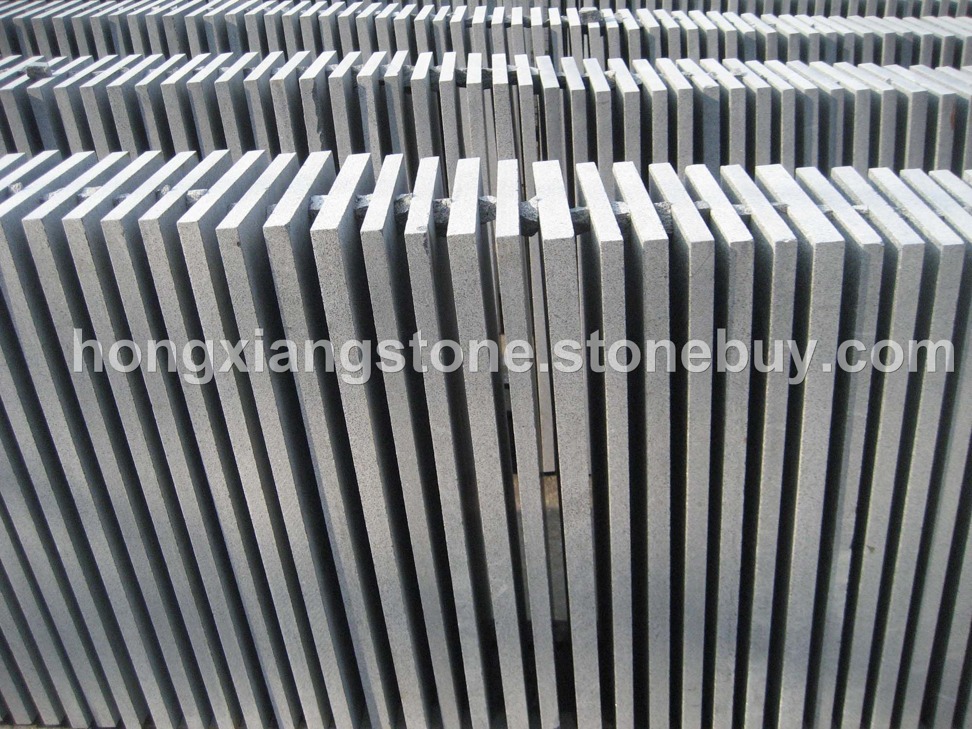 G654芝麻黑干挂板