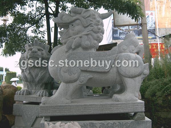 獅子雕塑
