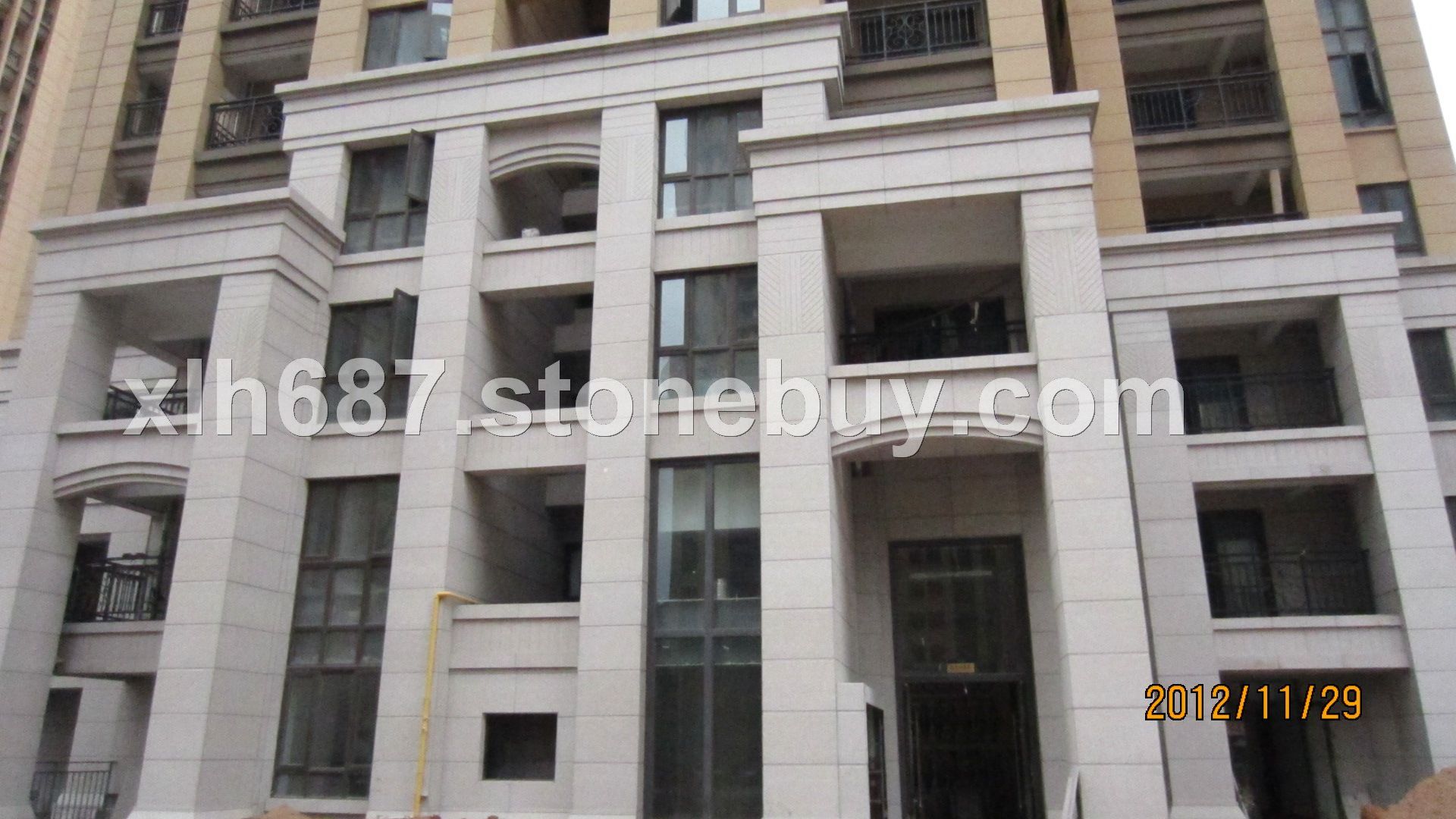 G535如意红荔枝面工程效果2