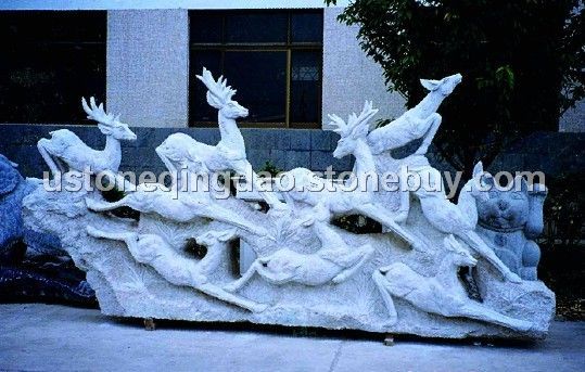 鹿群雕刻