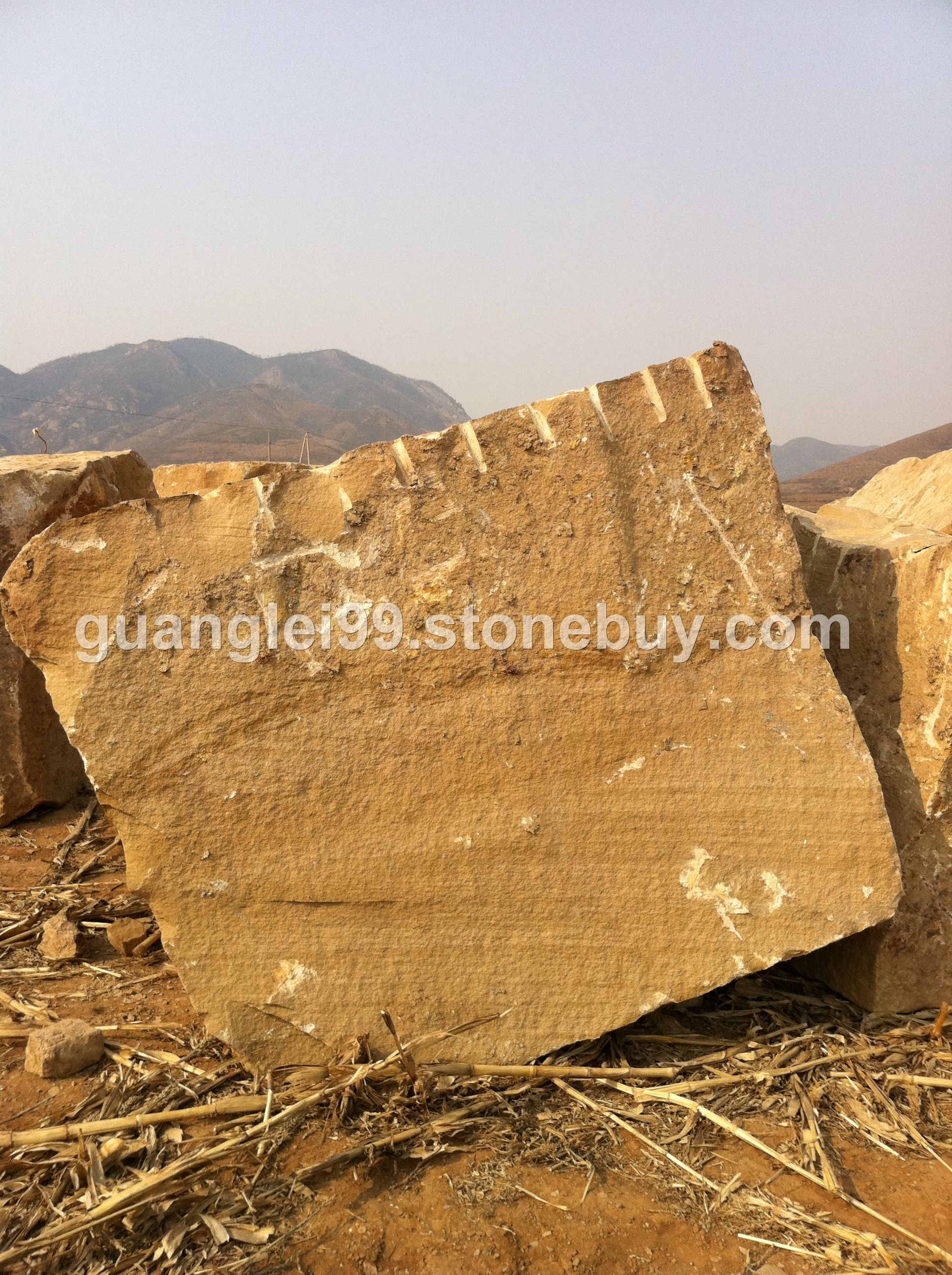 *新黄砂岩荒料