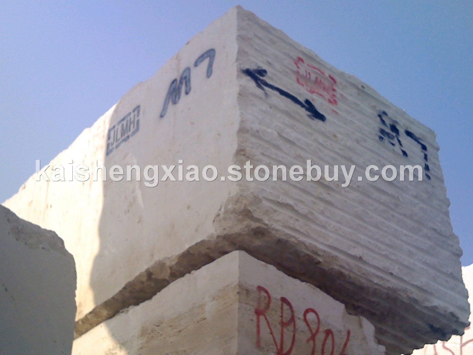 西班牙米黄新矿荒料