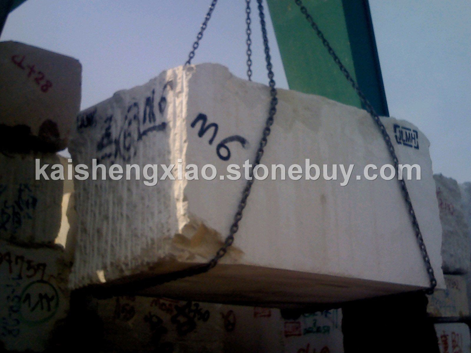 西班牙米黄新矿荒料