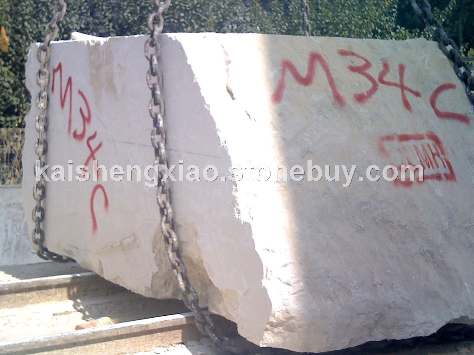 西班牙米黄新矿荒料