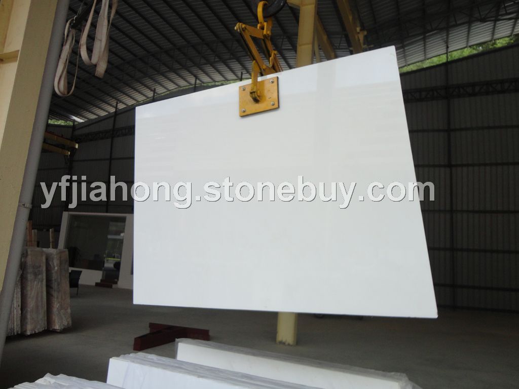 白色大理石外墙板