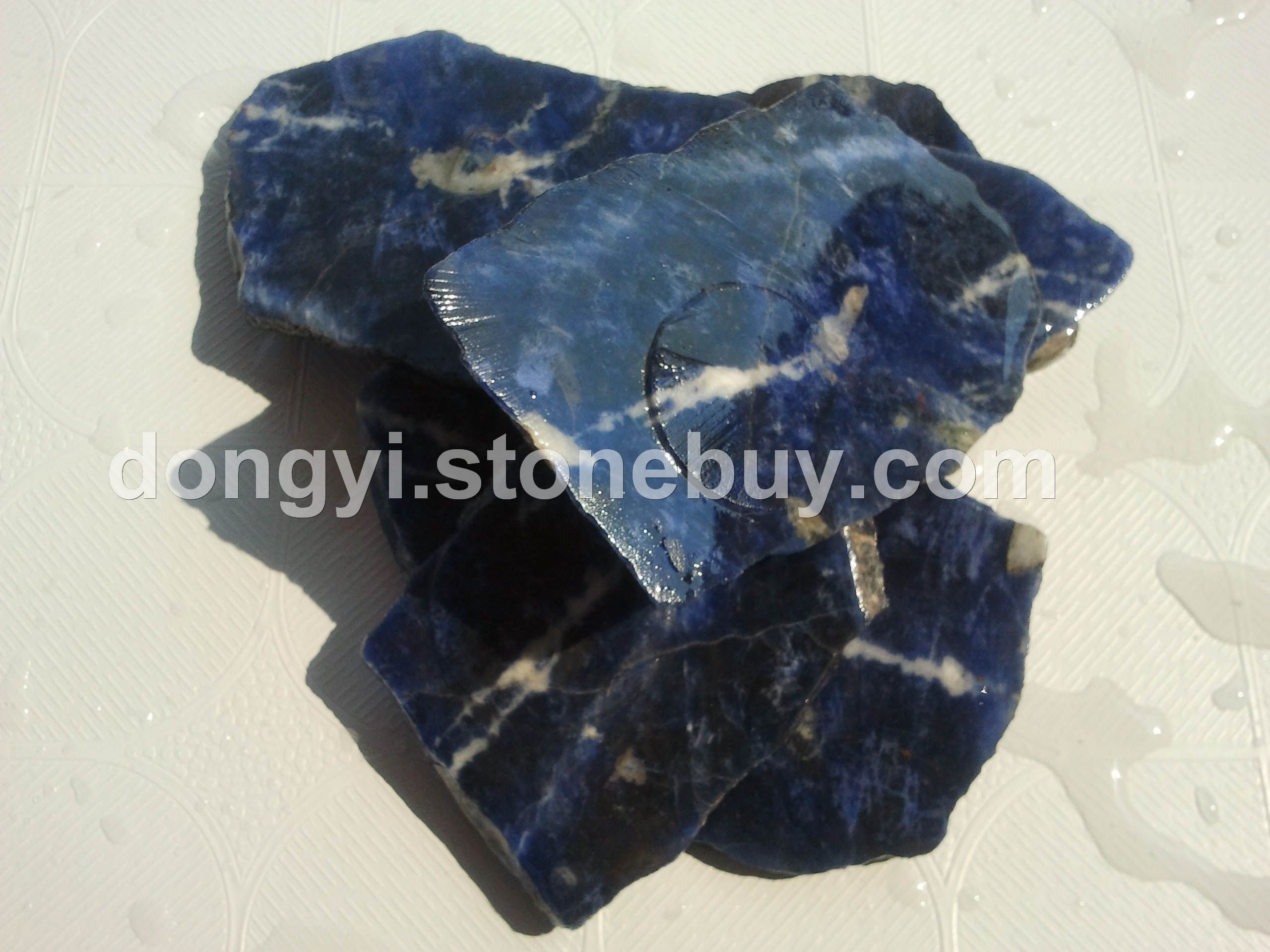 巴西蓝纹石