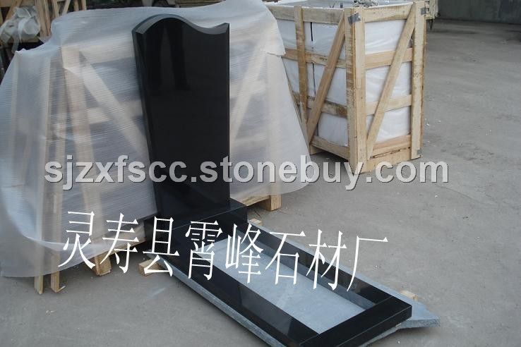 山西黑俄罗斯墓碑