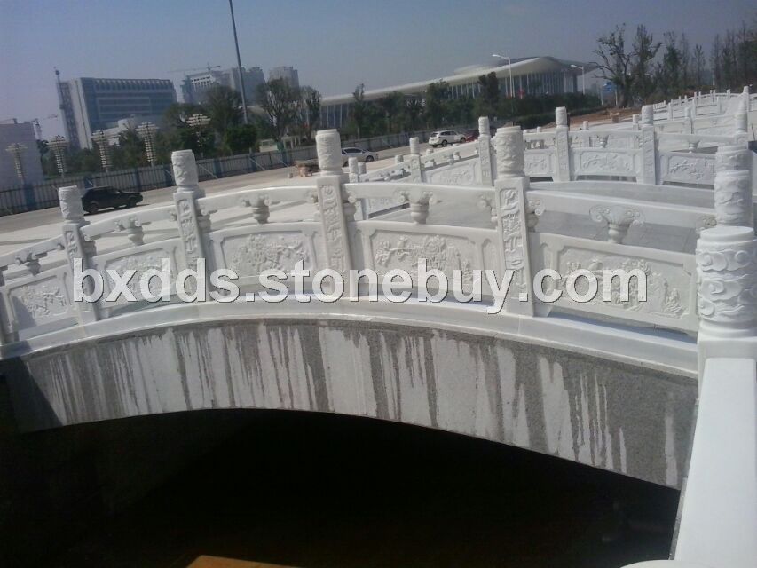 汉白玉栏杆