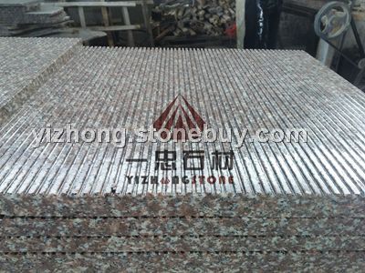 G687桃花红拉丝板