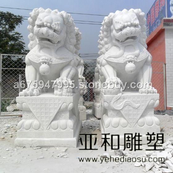 汉白玉石狮子