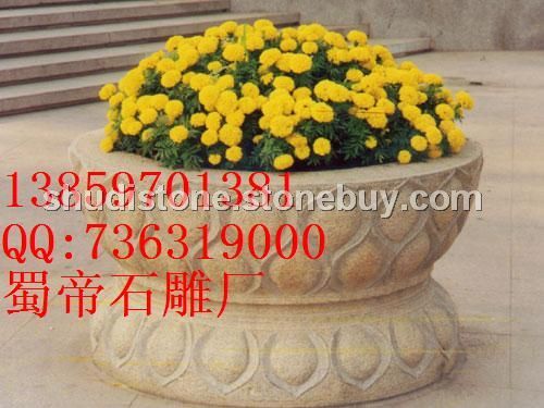 石雕花盆