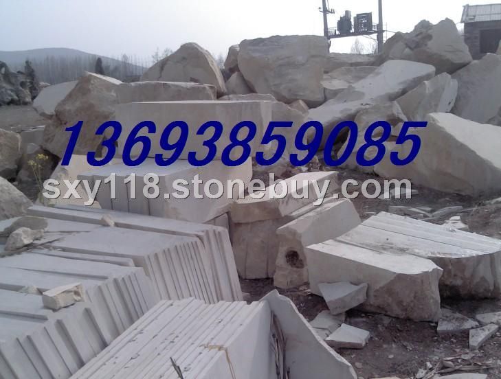 古典米黄铺地石材荒料产地