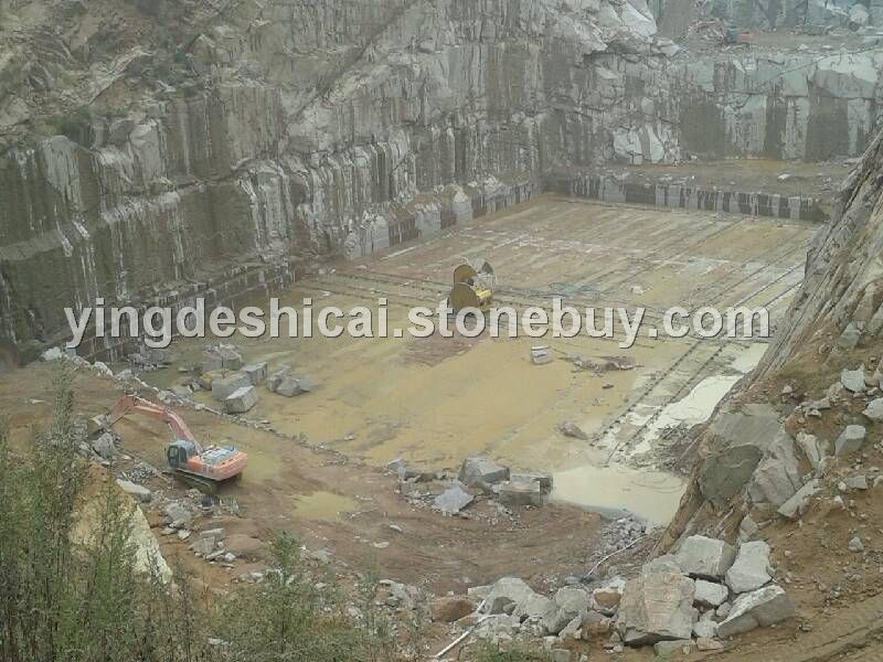 石岛红大块荒料