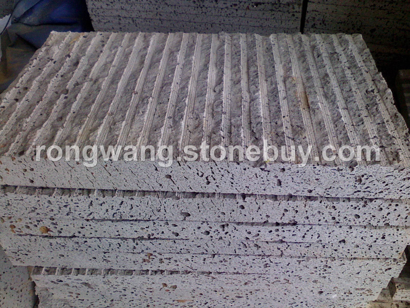 火山岩【洞石】