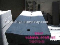 排水沟盖板钻孔.