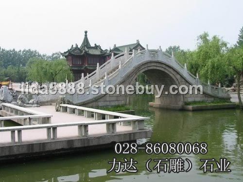 力达石雕拱桥