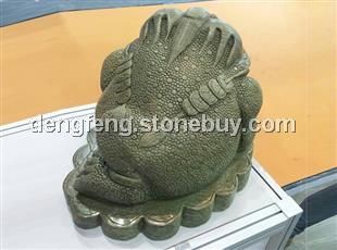 丹江绿栏杆雕件