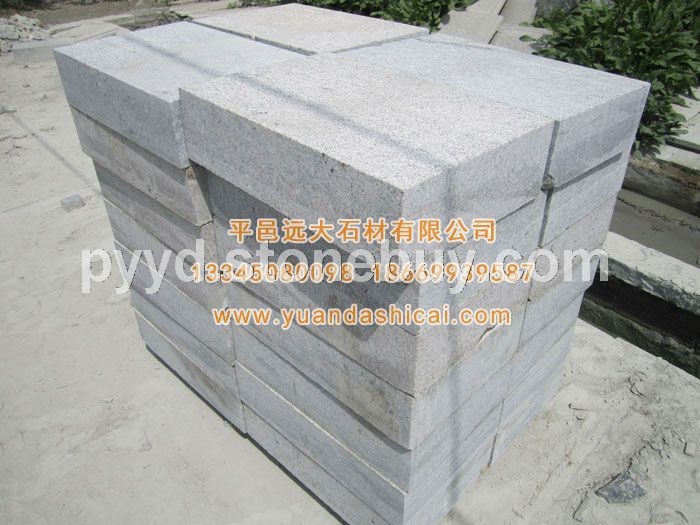 芝麻灰地面火烧板