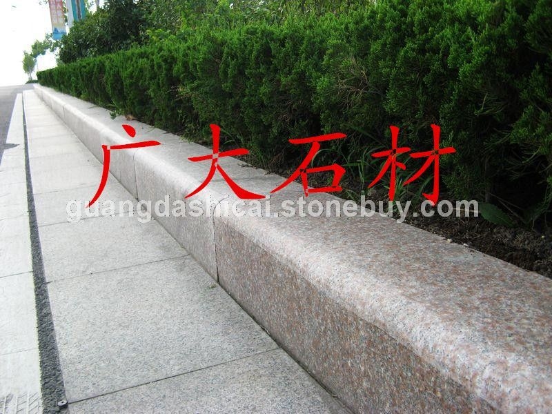 路沿石