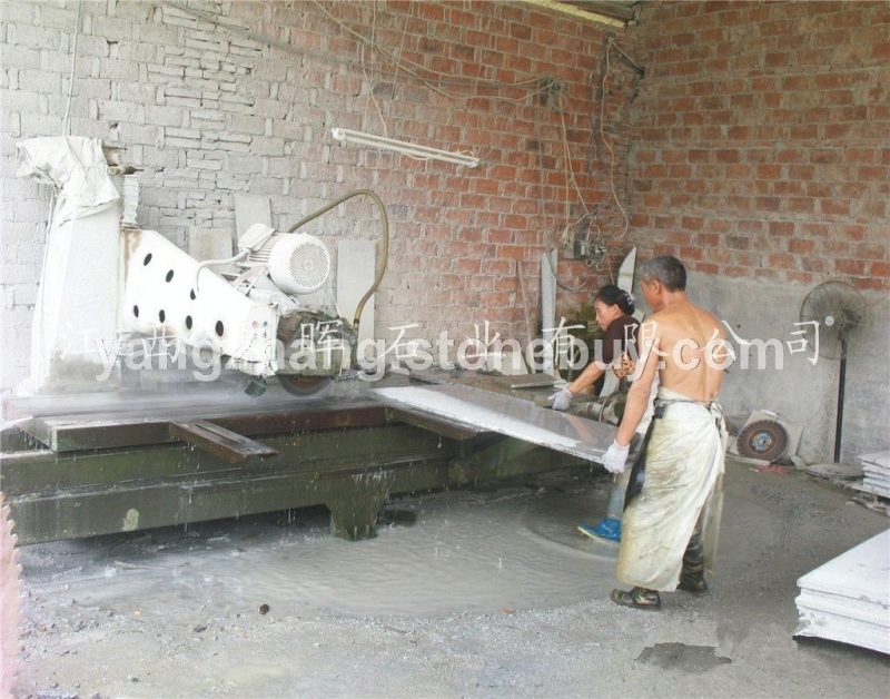 大量供应芝麻白路沿石，花岗岩，13879276486