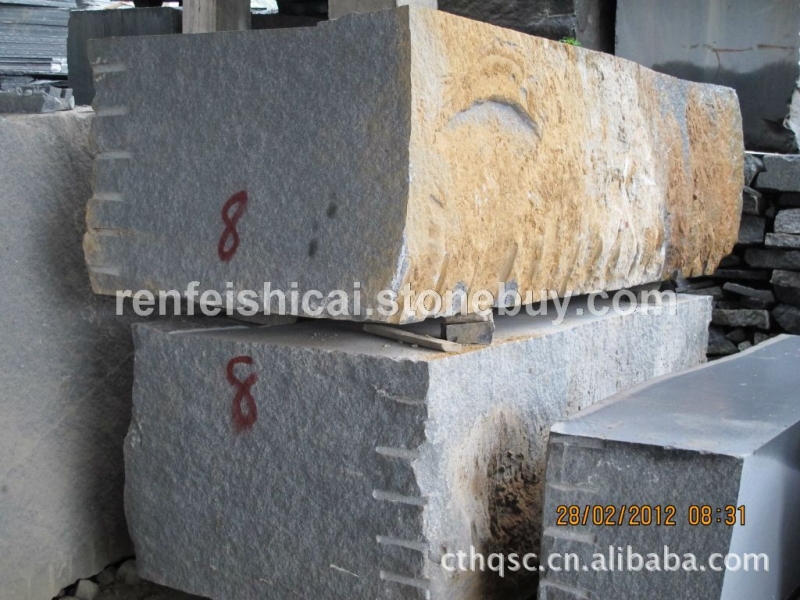 G654芝麻黑荒料