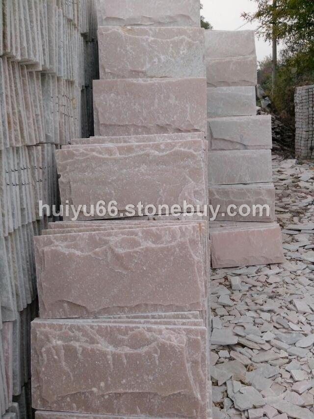 粉色蘑菇石