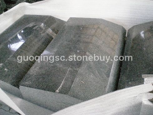 芝麻黑路沿石 G655芝麻灰花岗岩 G641乔治亚灰 芝麻白G603石材 黄锈石G682 芝麻黑干挂