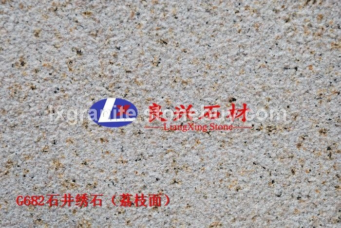 G682黄锈石荔枝面